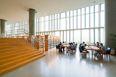 中央財經大學在職研究生異地學員可以報考嗎？
